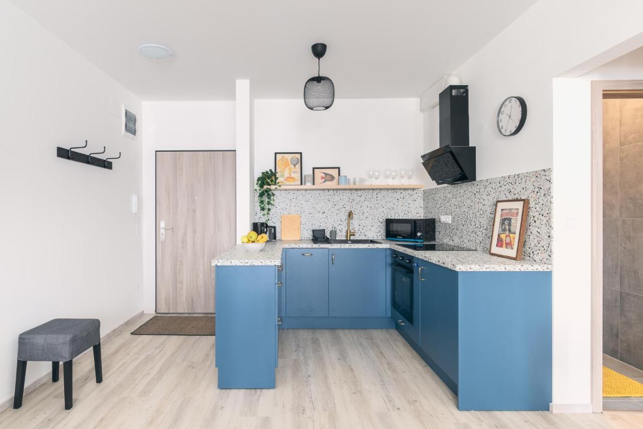 Corvin Apartment With Balcony And Ac Budapeşte Dış mekan fotoğraf